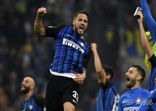 Uzi英雄联盟名人堂入选仪式