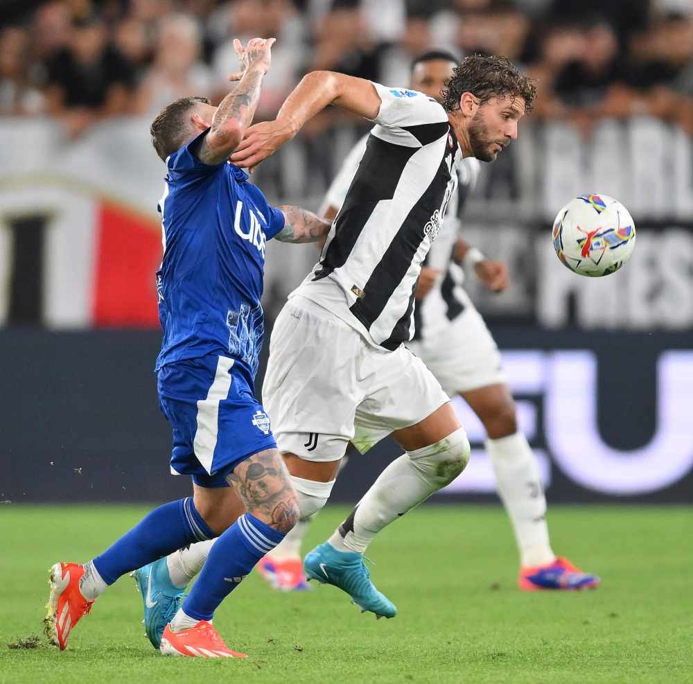 百万销量国产动作肉鸽续作《霓虹深渊2》Demo定档！